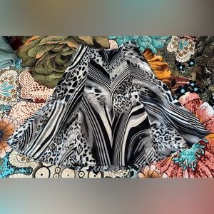 CHICOS Stylish Black and White Women's Skirt